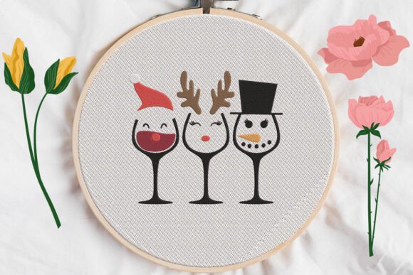 Reviewing the Christmas Cup Embroidery Design